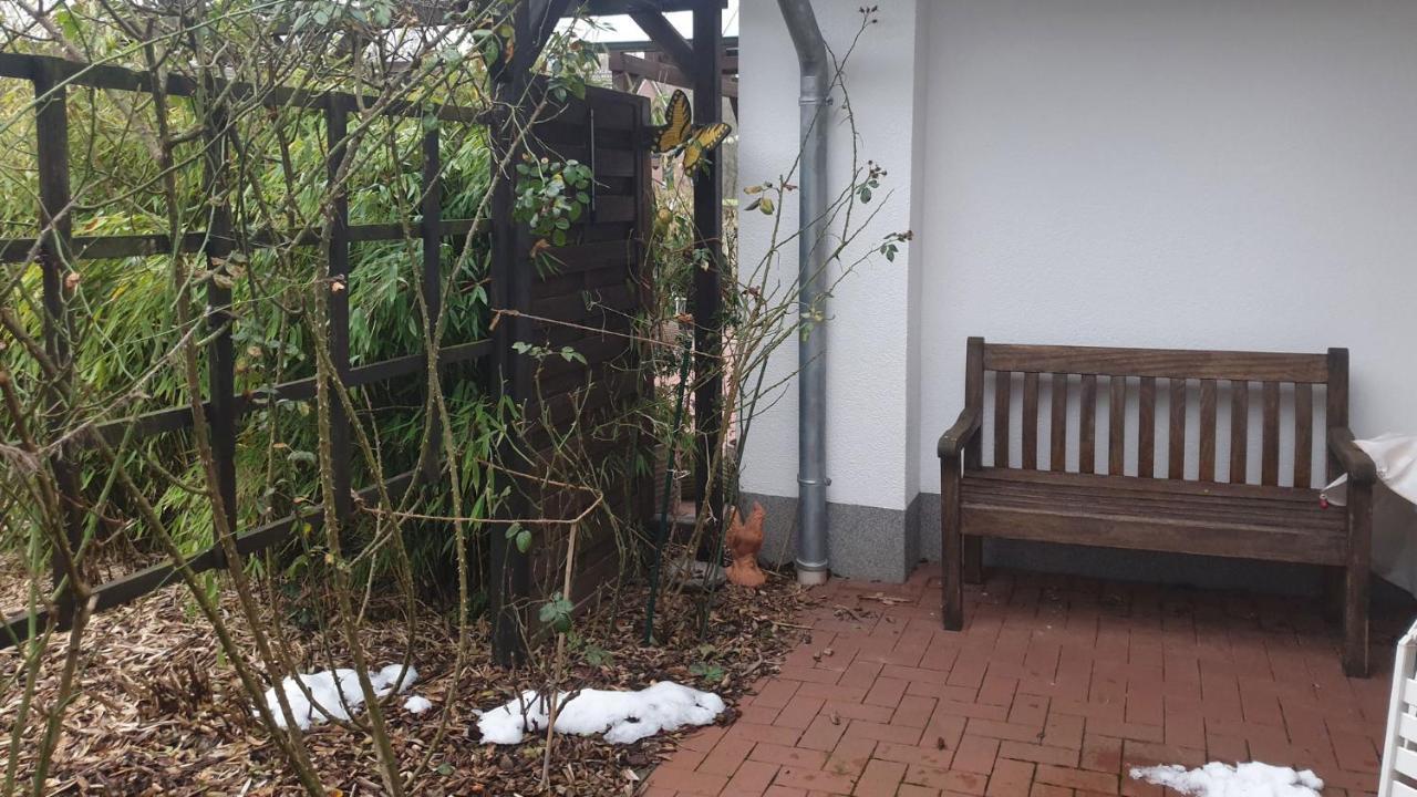 Ferienwohnung Mit Terrasse, Kostenloses Wlan, Parkplatz Bad Oeynhausen Εξωτερικό φωτογραφία